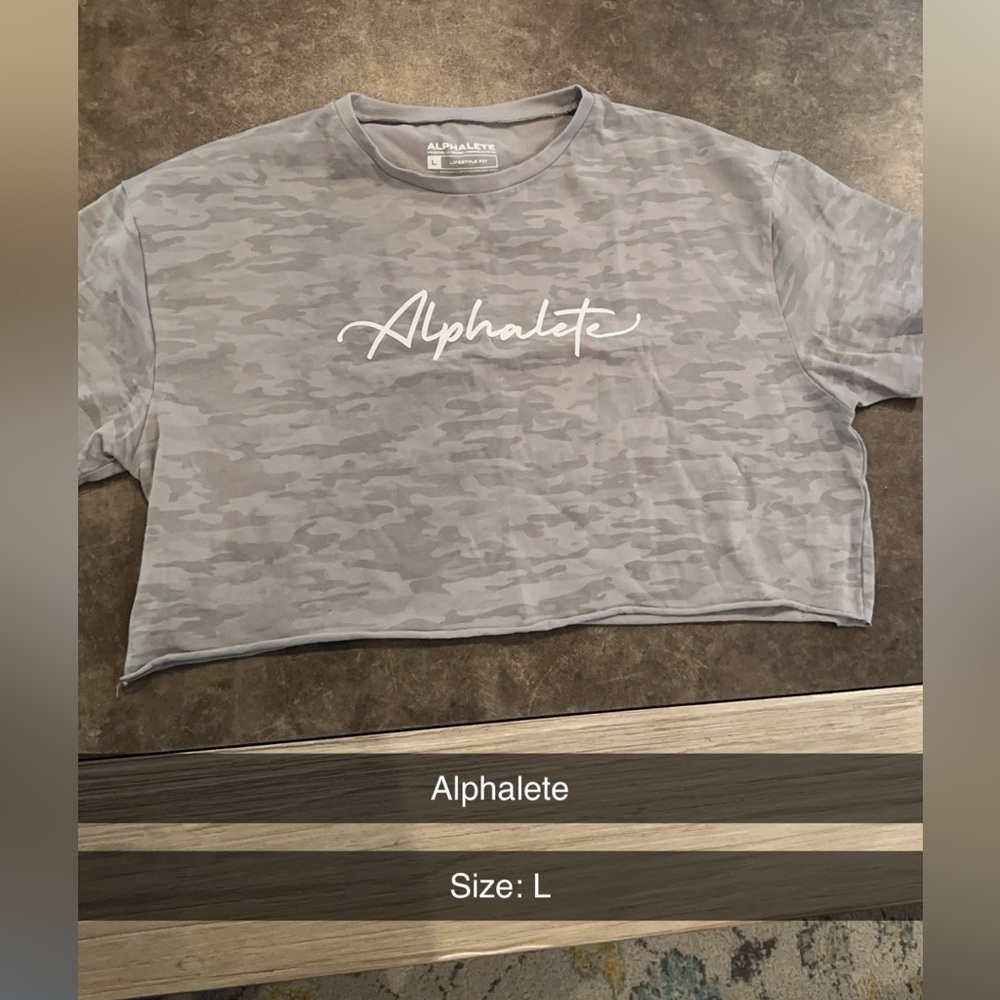 Alphalete crop top: Size L